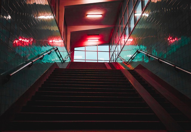 Revêtements pour escaliers intérieurs : comment choisir la solution idéale en 2025 ?