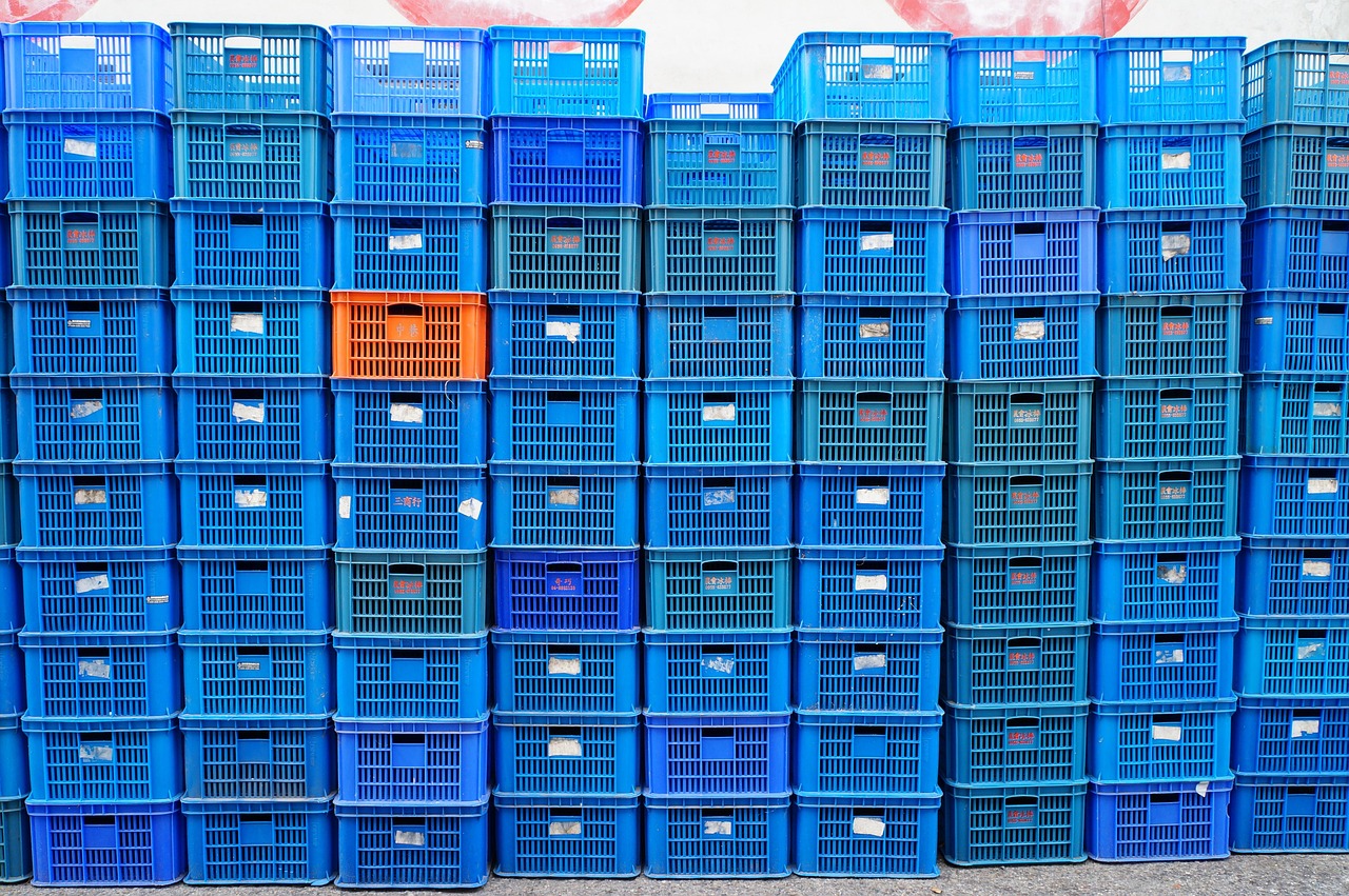 Signalétique entrepôt logistique : optimiser le flux et la sécurité en 2025