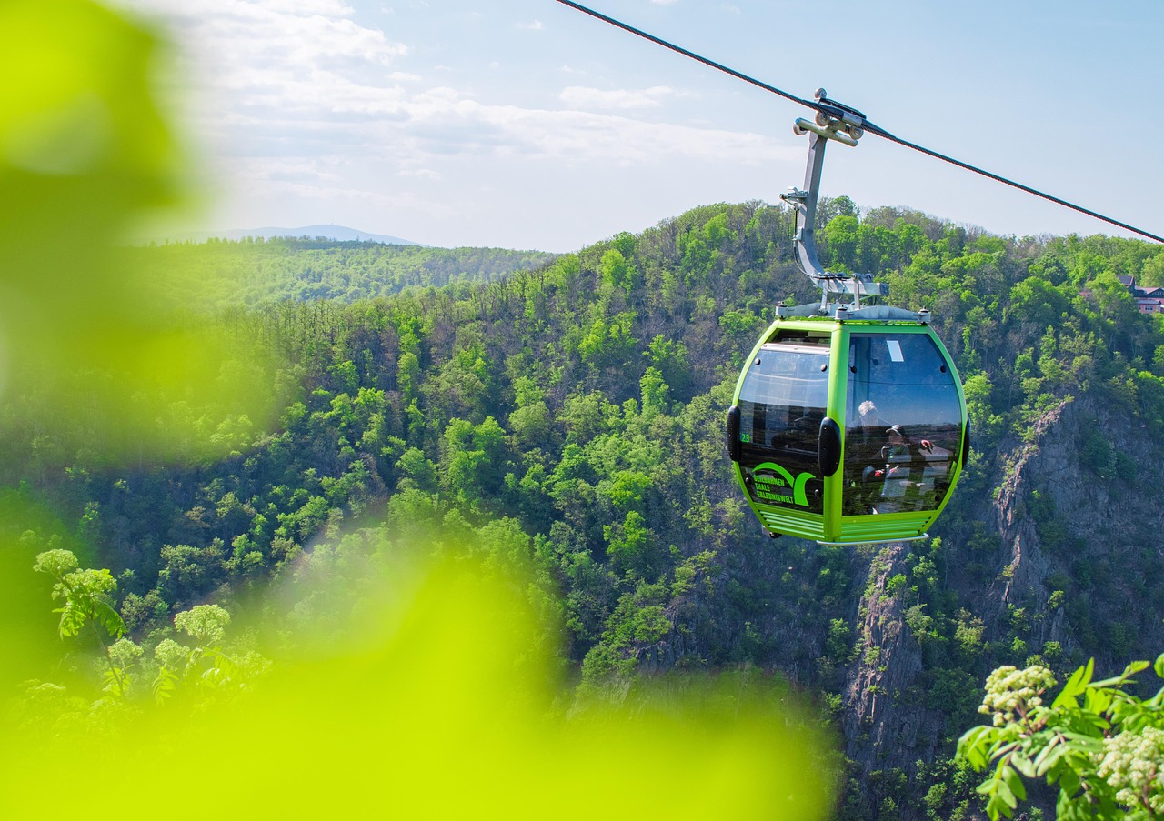 découvrez thales, leader mondial dans les technologies avancées, spécialisé dans l’aérospatiale, la défense, la sécurité et le transport. innovations, expertise et fiabilité au service d’un monde plus sûr.