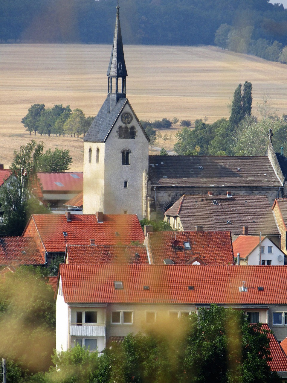 découvrez le rôle, les missions et le fonctionnement du comité d'entreprise thales. informations essentielles pour les salariés sur les avantages, les services et les actions menées par le cse thales.